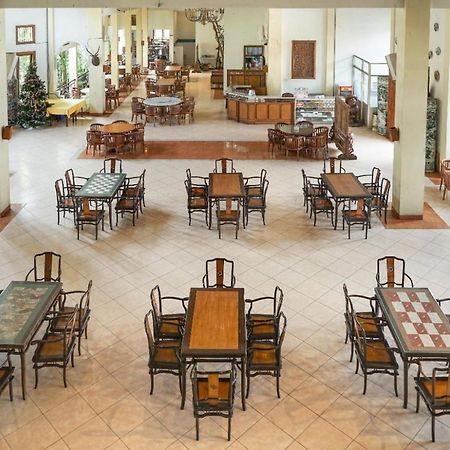 Front One Resort Indraloka Temanggung 外观 照片