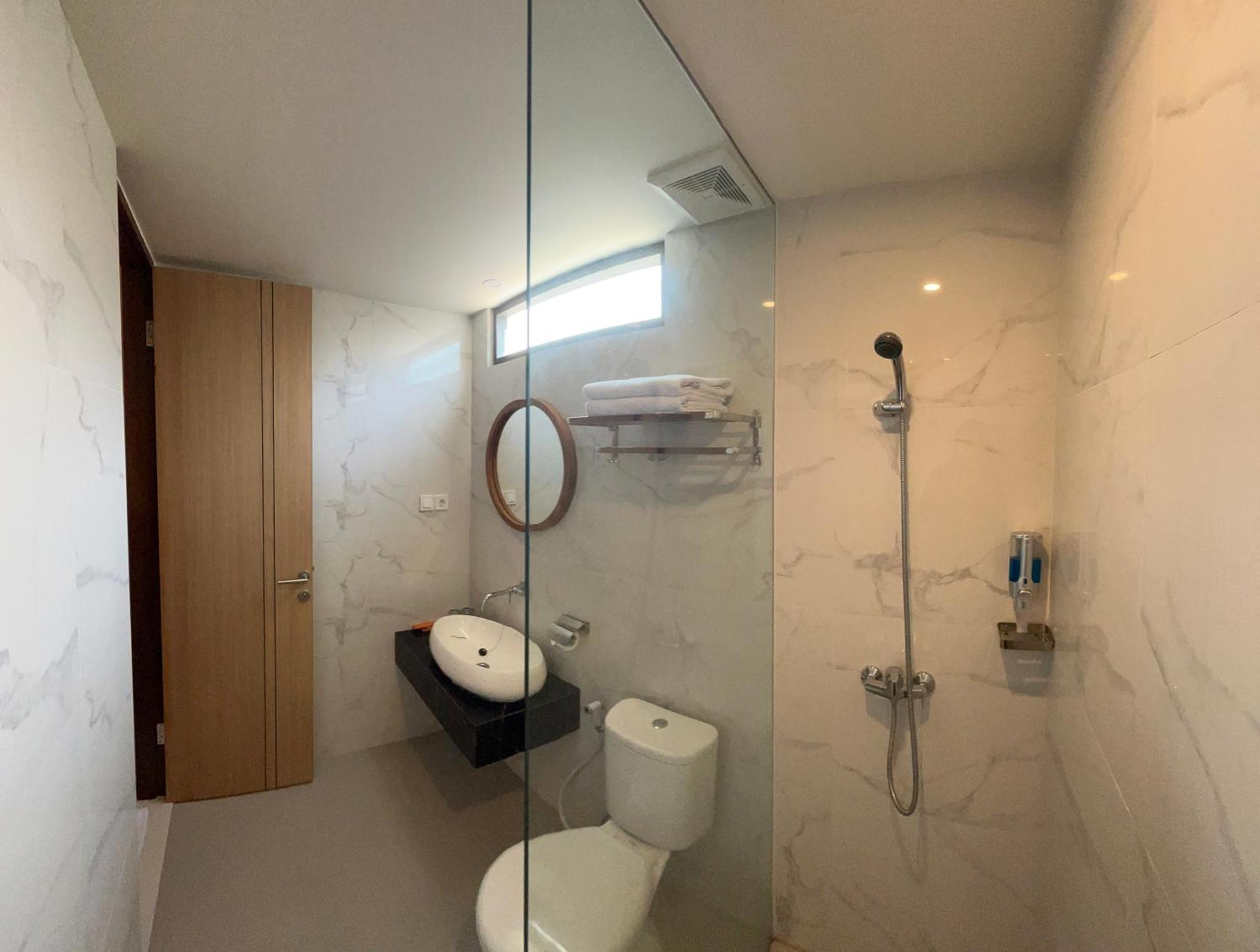 Front One Resort Indraloka Temanggung 外观 照片