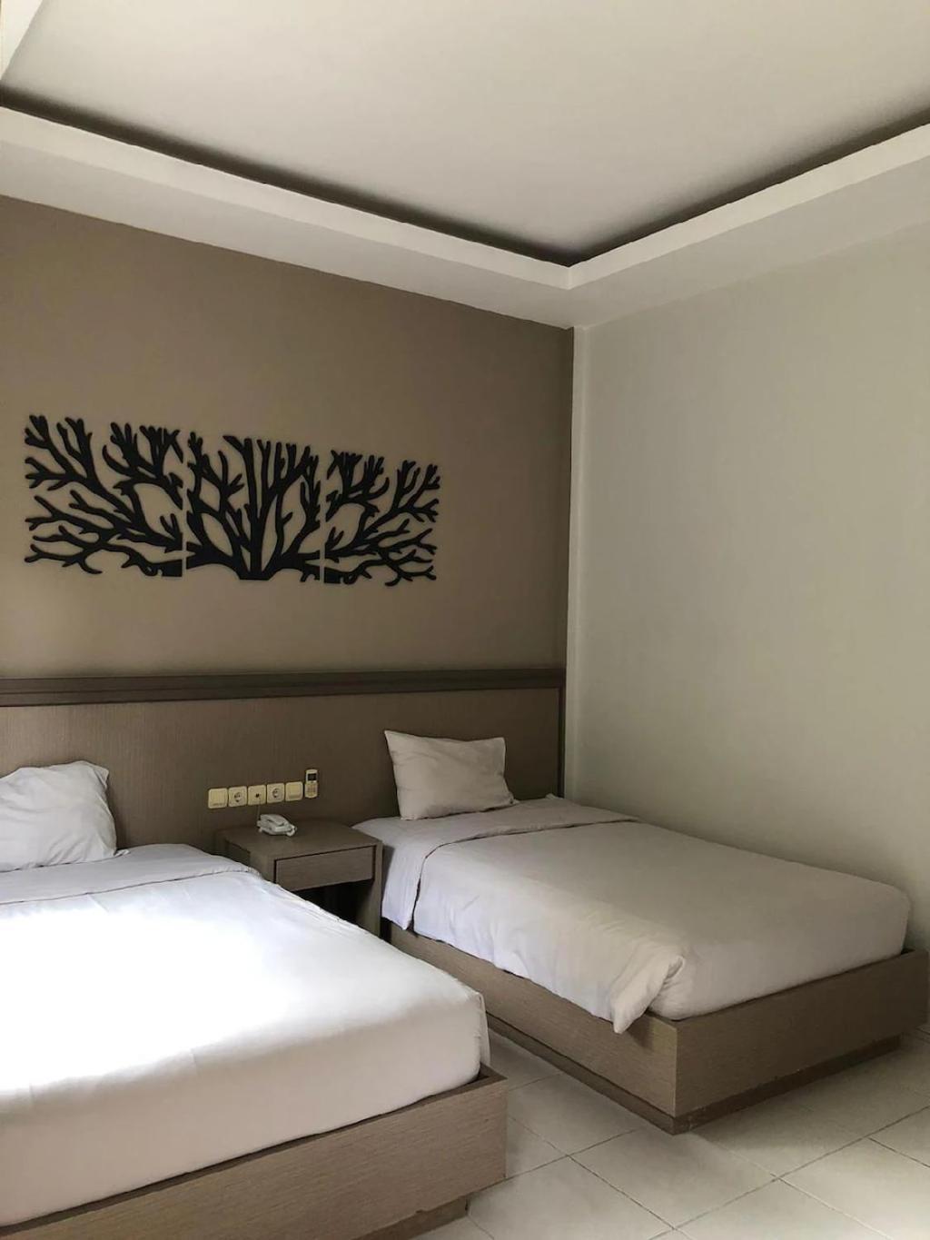 Front One Resort Indraloka Temanggung 外观 照片