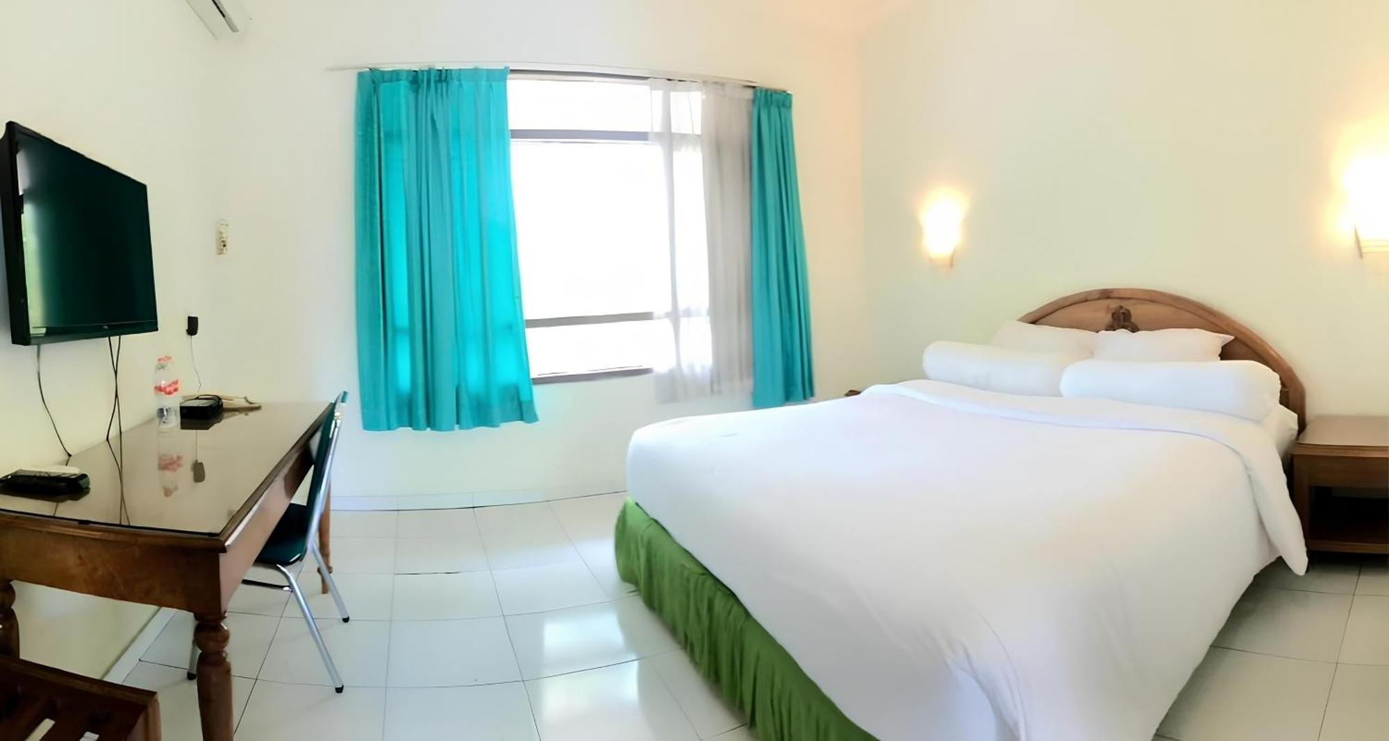Front One Resort Indraloka Temanggung 外观 照片